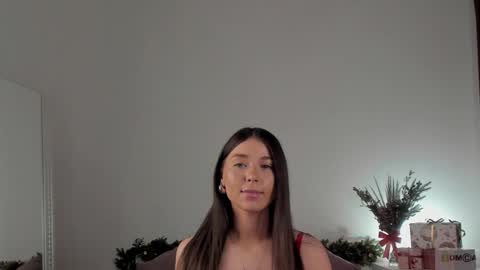 Snapshot of violetta_finch chatting on 01-07-25, 02:19 violetta_finch online show from 01-07-25, 02:19