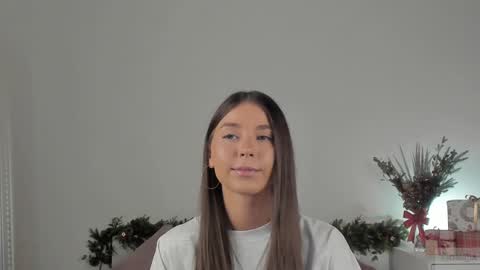 Snapshot of violetta_finch chatting on 01-19-25, 08:07 violetta_finch online show from 01-19-25, 08:07