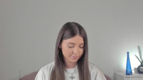 Snapshot of violetta_finch chatting on 02-22-25, 10:18 violetta_finch online show from 02-22-25, 10:18