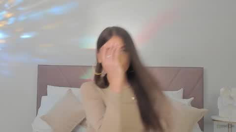 Snapshot of violetta_finch chatting on 03-06-25, 01:46 violetta_finch online show from 03-06-25, 01:46