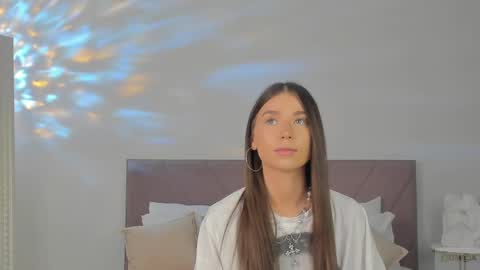 Snapshot of violetta_finch chatting on 03-12-25, 10:05 violetta_finch online show from 03-12-25, 10:05