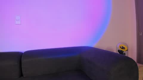 violetta independent model online show from 04-14-26, 03:01