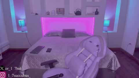 ViolettaBaker online show from 02-28-25, 07:14