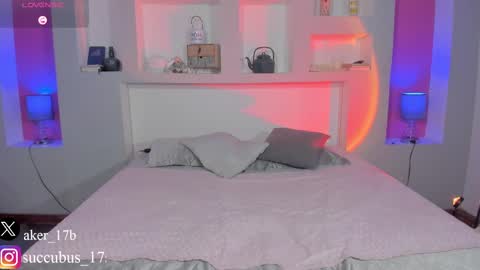 ViolettaBaker online show from 10-09-25, 07:56