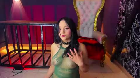 Snapshot of violettamidnight chatting on 02-04-26, 03:56 Violetta online show from 02-04-26, 03:56