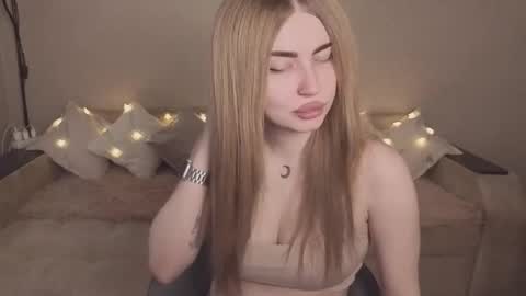 ViolettaOtis online show from 11-13-25, 09:08