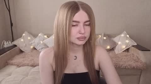 ViolettaOtis online show from 01-18-26, 10:08