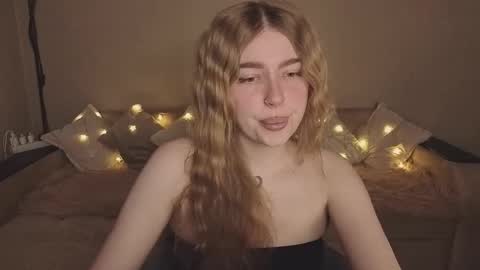 ViolettaOtis online show from 02-28-26, 04:41