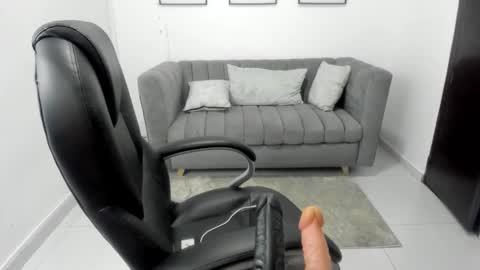 Snapshot of violettasweet_ chatting on 09-27-25, 09:36 Violetta online show from 09-27-25, 09:36