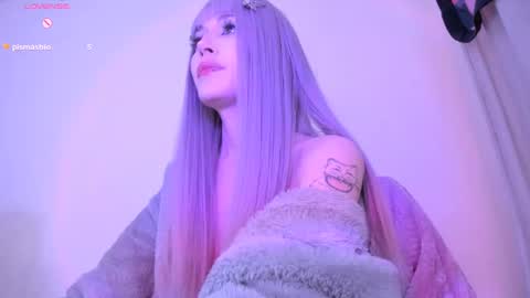 Violett online show from 12-19-24, 03:51