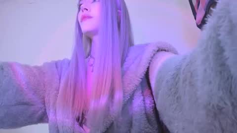 Violett online show from 12-26-24, 04:43