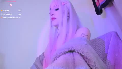 Violett online show from 12-28-24, 05:55