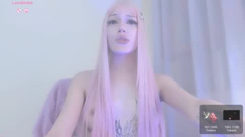 Violett online show from 10-26-25, 05:57