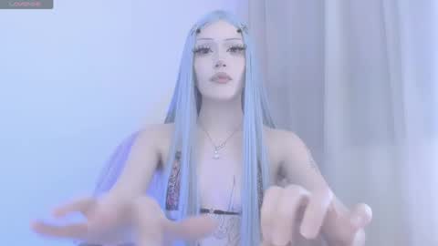 Violett online show from 04-25-26, 07:33