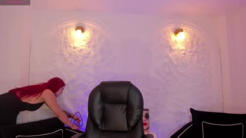 Snapshot of violettcastel chatting on 10-05-25, 05:44 Violett Castel online show from 10-05-25, 05:44