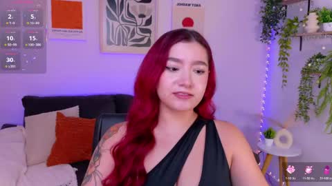 Violett Castel online show from 05-12-26, 08:06