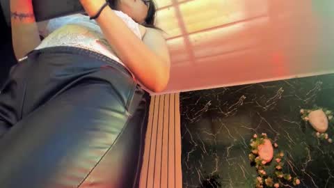 violette_velle online show from 03-27-26, 09:47