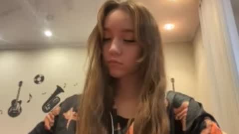 Mira online show from 12-03-25, 05:48