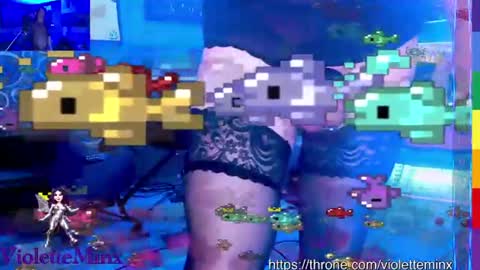 Snapshot of violetteminx chatting on 07-23-26, 06:17 Violette online show from 07-23-26, 06:17