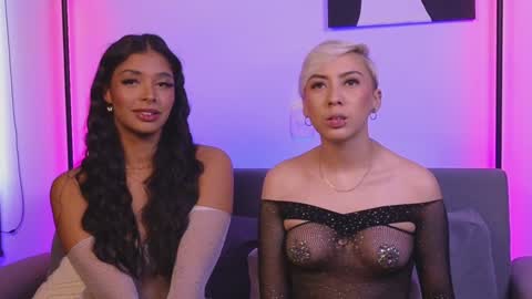 Violet online show from 12-24-24, 10:28