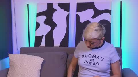 Violet online show from 12-27-24, 04:04