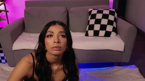 Violet online show from 02-17-26, 06:36