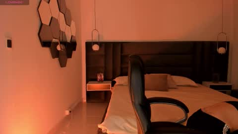 Violett  online show from 03-21-26, 09:36