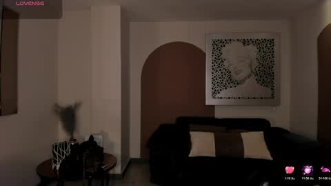 Violett  online show from 04-12-26, 09:47