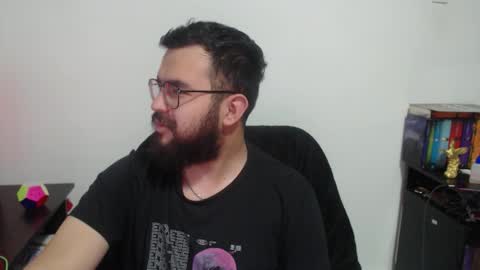 Snapshot of violettouse chatting on 03-26-26, 07:58 Jhon online show from 03-26-26, 07:58