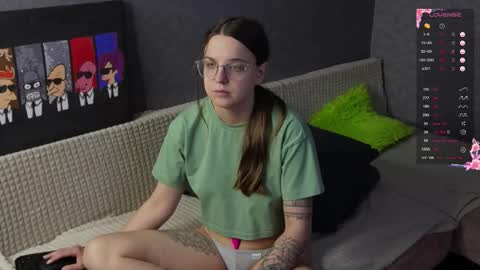 Violet online show from 02-17-26, 11:50