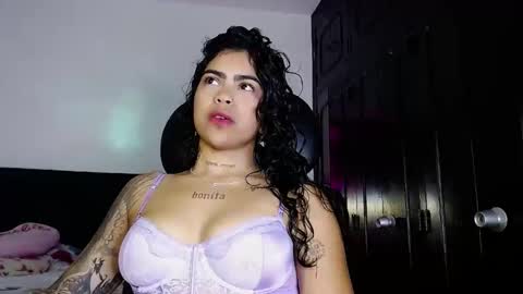  Violet  online show from 09-25-25, 02:48