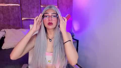 viollettebylyly online show from 09-13-25, 11:43