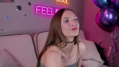 Snapshot of virdjinia_green chatting on 09-16-25, 08:37 Virdjinia online show from 09-16-25, 08:37
