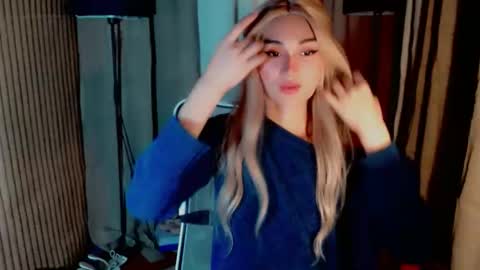 Pearl online show from 10-10-25, 10:03