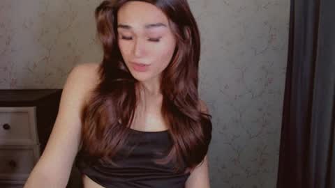 Pearl online show from 07-14-26, 02:16