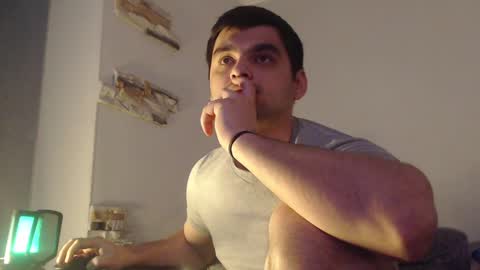Snapshot of virgil____ chatting on 12-04-24, 06:22 virgil____ online show from 12-04-24, 06:22