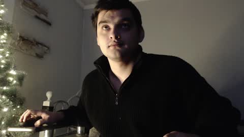 Snapshot of virgil____ chatting on 12-20-24, 01:22 virgil____ online show from 12-20-24, 01:22