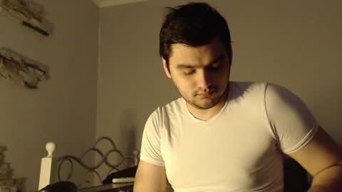 Snapshot of virgil____ chatting on 01-02-25, 02:00 virgil____ online show from 01-02-25, 02:00