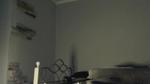 Snapshot of virgil____ chatting on 02-23-25, 06:01 virgil____ online show from 02-23-25, 06:01