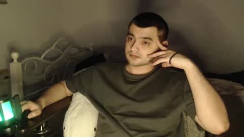 Snapshot of virgil____ chatting on 03-01-25, 04:11 virgil____ online show from 03-01-25, 04:11