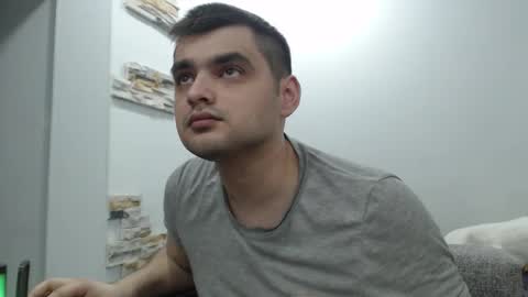 Snapshot of virgil____ chatting on 09-08-25, 06:07 virgil____ online show from 09-08-25, 06:07
