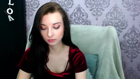 Snapshot of virgiluna chatting on 05-10-26, 07:19 VirginLuna online show from 05-10-26, 07:19