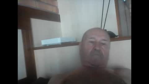 Snapshot of virgomandel chatting on 05-25-26, 03:51 virgomandel online show from 05-25-26, 03:51