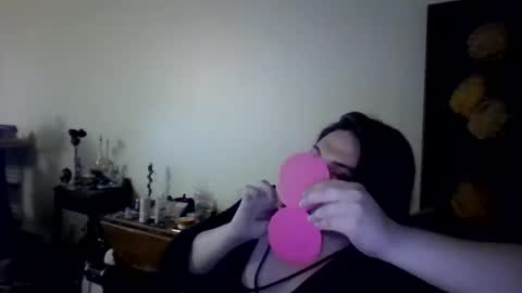 Snapshot of virgorian_enigma chatting on 03-26-26, 10:59 priscilla online show from 03-26-26, 10:59