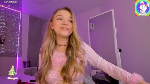 Chloe online show from 01-10-25, 03:07