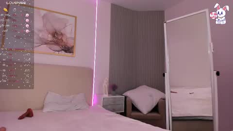 Chloe online show from 03-10-25, 06:16