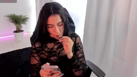 Snapshot of virtual111_ chatting on 11-08-25, 08:51 Lu online show from 11-08-25, 08:51