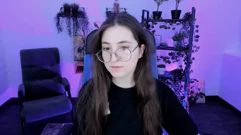 Snapshot of virtualvoyant chatting on 03-19-26, 07:29 your love online show from 03-19-26, 07:29