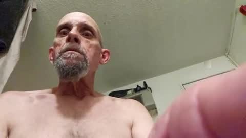 Snapshot of vishusg chatting on 12-25-24, 08:50 VishusX online show from 12-25-24, 08:50