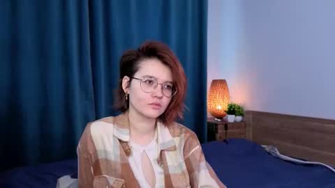 Lisa online show from 03-25-26, 08:31